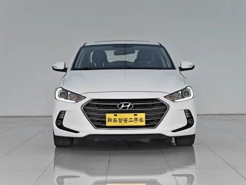 Hyundai Elantra (Avante)