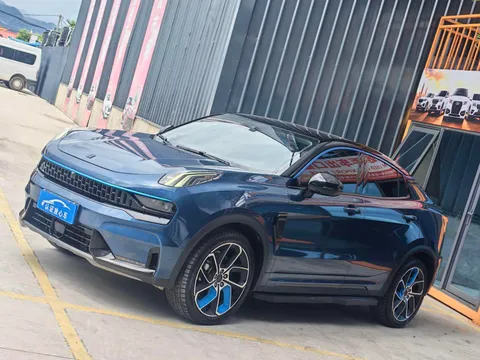 Lynk & Co Lynk & Co 05