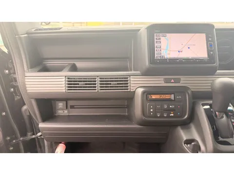 Honda N-VAN Plus Style