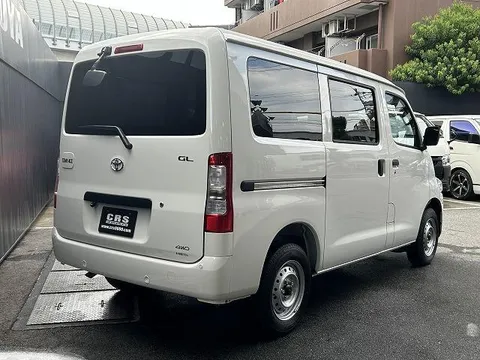 Toyota TownAce Van
