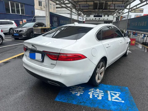 Jaguar XFL