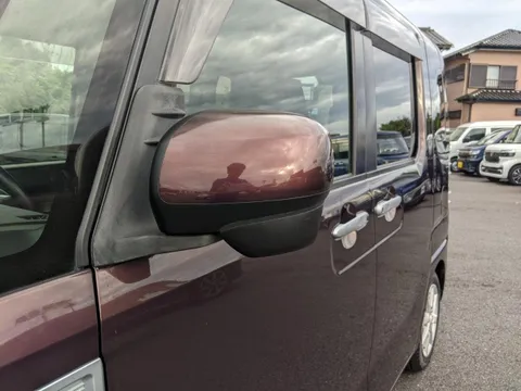 Toyota Pixis Mega