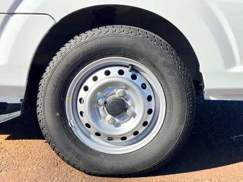 Nissan Clipper Truck
