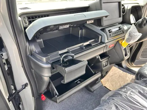 Suzuki Spacia Base