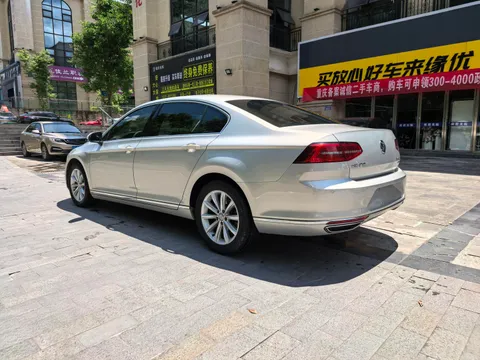 Volkswagen Magotan