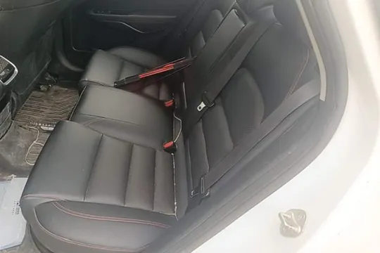 Geely Binray