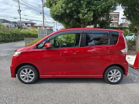 Mitsubishi eK Custom