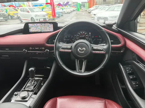 Mazda MAZDA3 Fastback