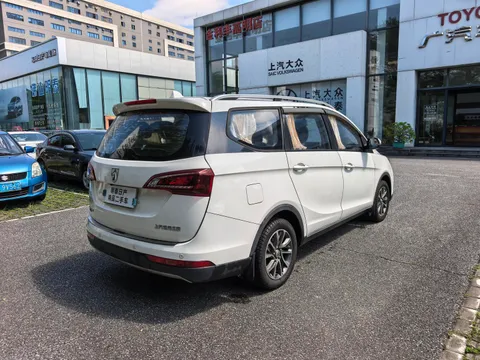 Baojun 730