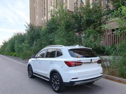 Roewe RX5