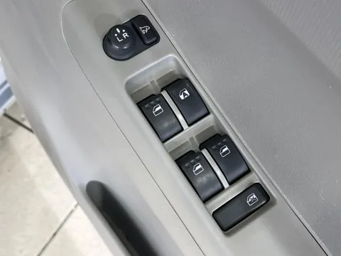 Toyota Pixis Space