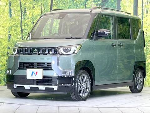Mitsubishi Delica Mini