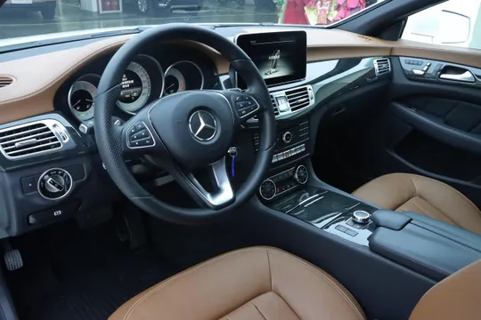 Mercedes-Benz Mercedes-Benz CLS