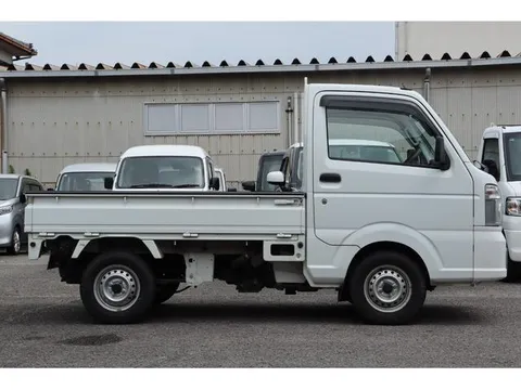 Mazda Scrum Truck
