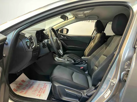 Mazda Mazda 3