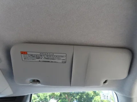 Daihatsu Mira Tocot