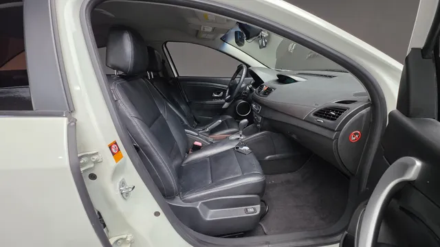 Renault SM3