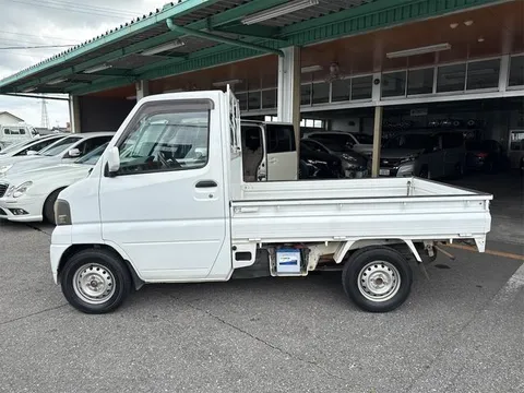 Nissan Clipper Truck