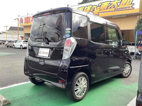 Mitsubishi eK Space