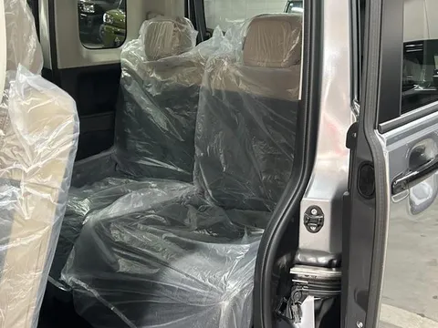 Mitsubishi Delica Mini