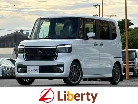 Honda N-BOX Custom