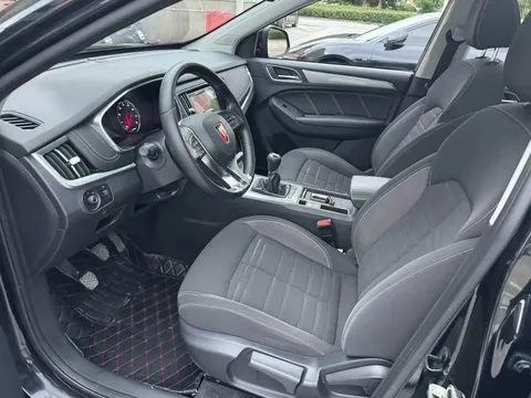 Roewe RX5