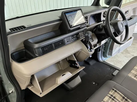 Honda N-BOX Joy