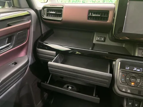 Suzuki Spacia Custom
