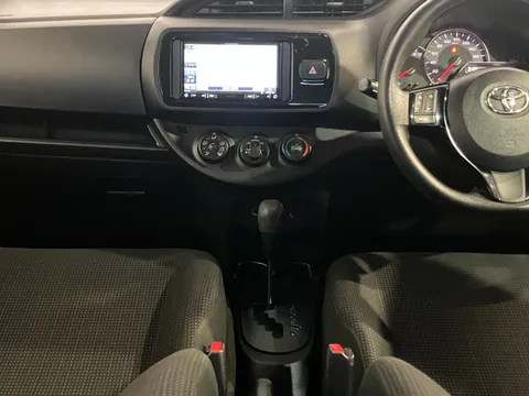 Toyota Yaris (Vitz)