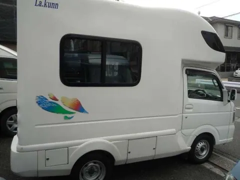 Mazda Scrum Truck
