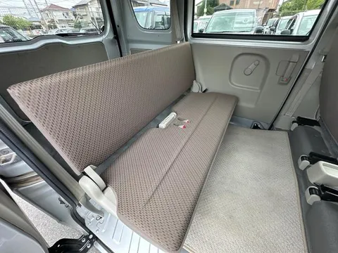 Mitsubishi Minicab Van