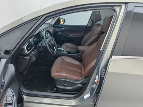 Buick GL6