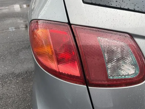 Subaru R1