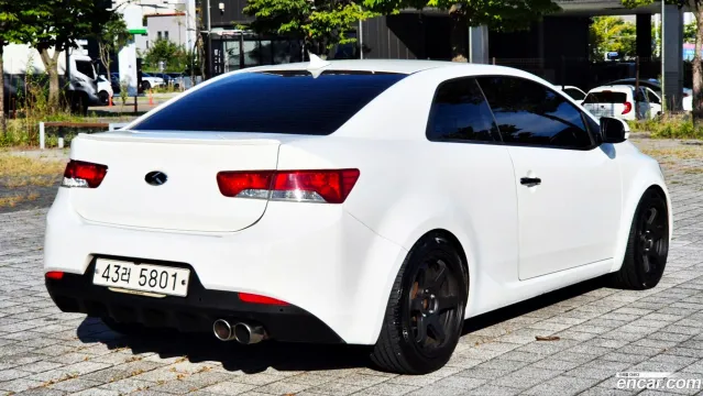 Kia Cerato (Forte)