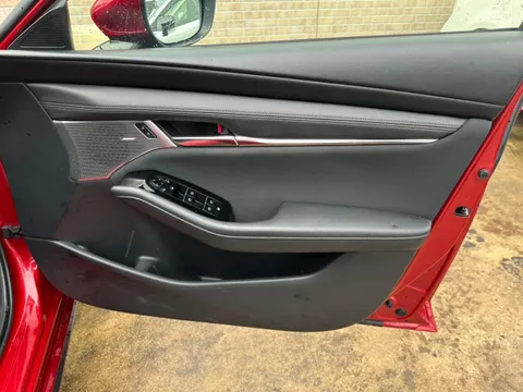 Mazda MAZDA3 Fastback