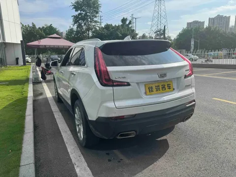 Cadillac XT4