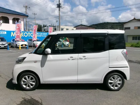 Nissan Dayz Roox
