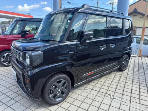 Suzuki Spacia