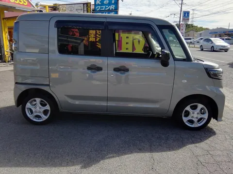 Suzuki Spacia Base