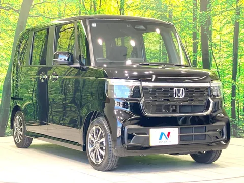 Honda N-BOX Custom