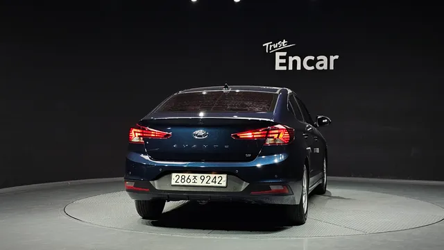 Hyundai Elantra (Avante)