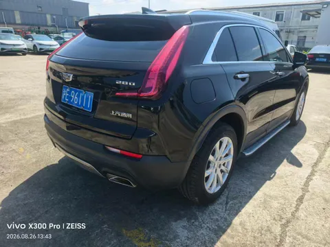 Cadillac XT4