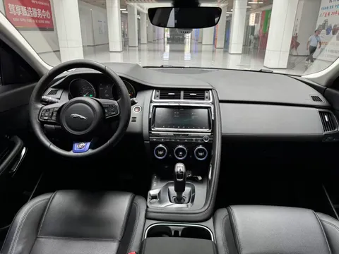 Jaguar E-Pace