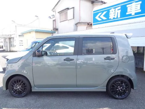 Honda N-WGN Custom