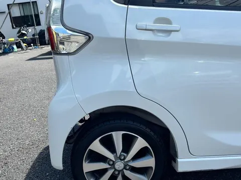 Mitsubishi eK Custom