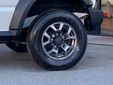 Suzuki Jimny Nomade