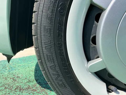 Daihatsu Mira Tocot