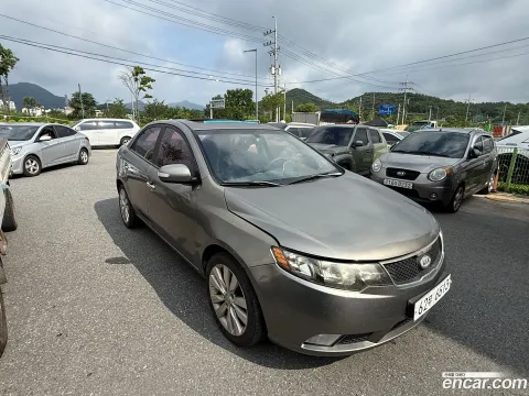 Kia Cerato (Forte)