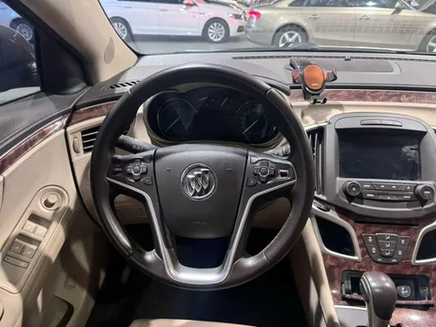 Buick LaCrosse
