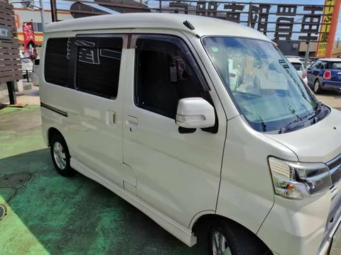 Daihatsu Atrai Wagon